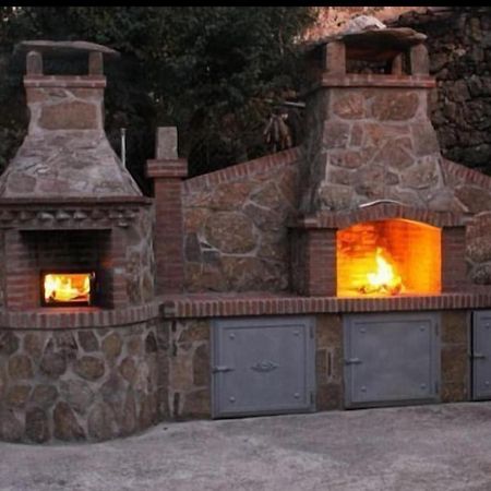 Villa El Cauce Navaluenga Exterior foto