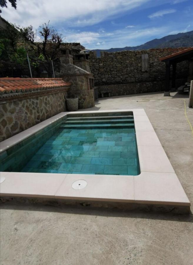 Villa El Cauce Navaluenga Exterior foto